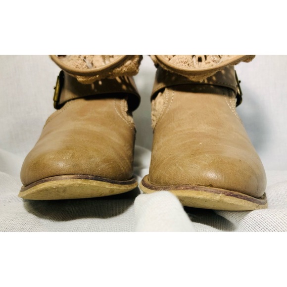 Bare Traps Palena Buckled Crochet Booties in Excellent Condition! - Picture 7 of 16